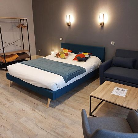 Brit Hotel Roanne - Le Grand Hotel Εξωτερικό φωτογραφία